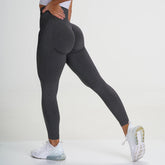 2024New Seamless Knit Hips Moisture Wicking Yoga Pants