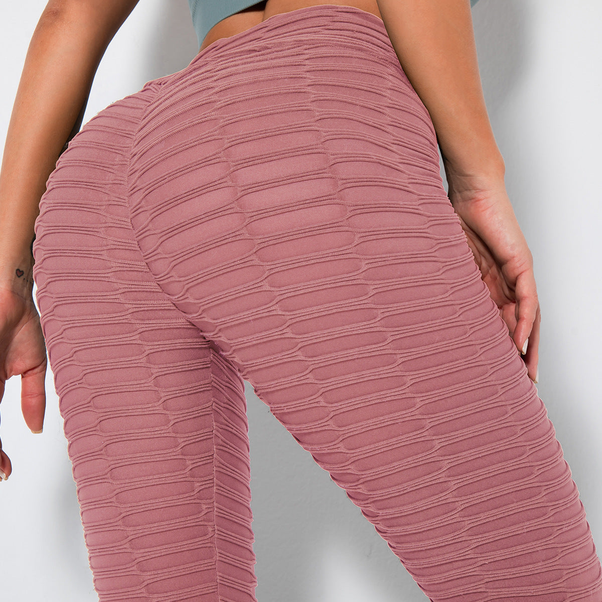 2024 New hip-lifting 3D three-dimensional buttocks yoga pants