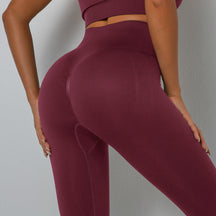 2024 New seamless knitted hip yoga pants