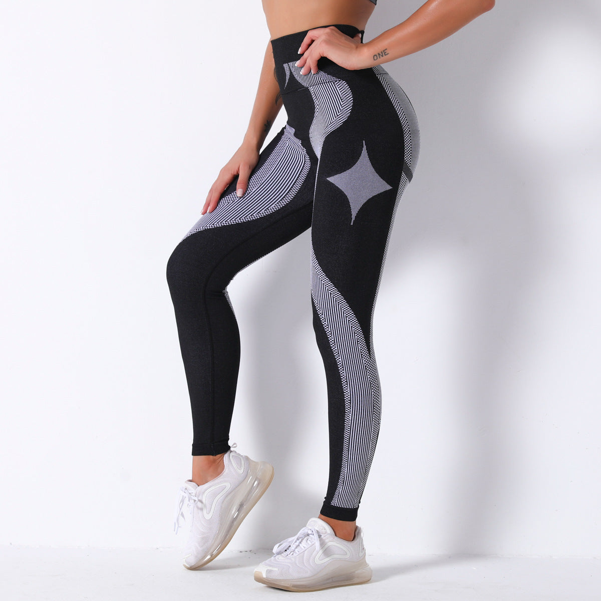 2024 New Seamless Knit Yoga Pants